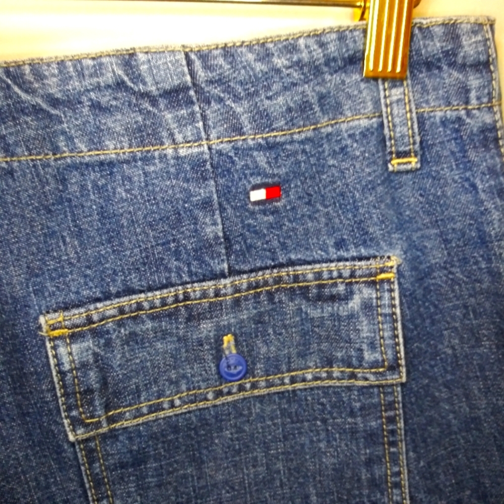 Vintage 2002 Tommy Hilfiger Wide Leg, High Waisted Medium Wash Cargo Jeans - Picture 7 of 10